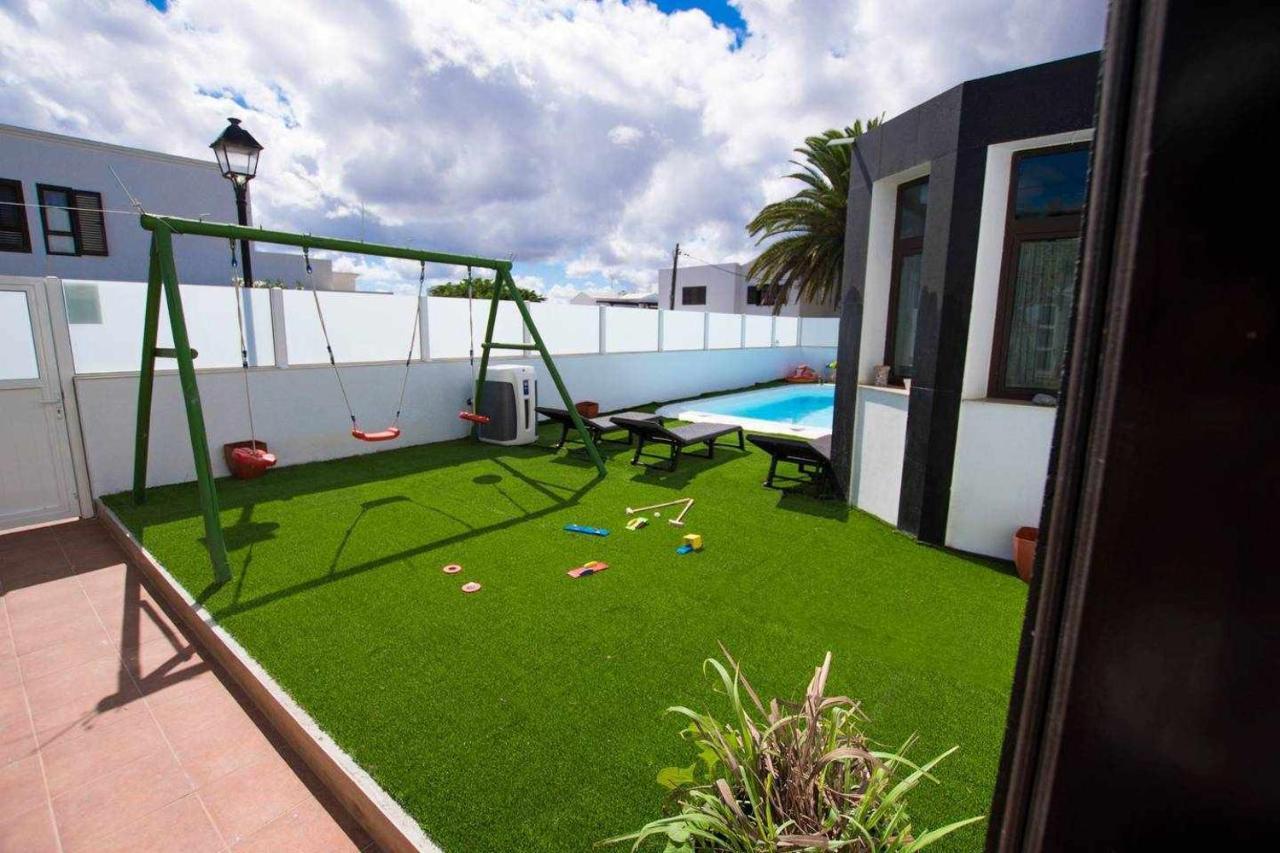 Villa Palacios Herrero Tahiche Extérieur photo