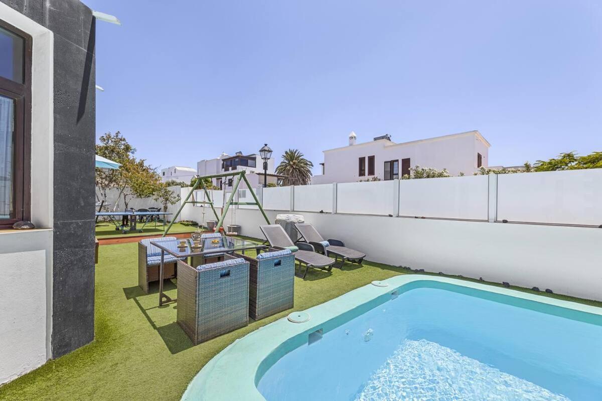 Villa Palacios Herrero Tahiche Extérieur photo